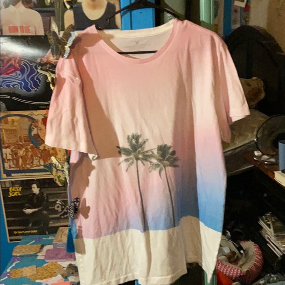 American Eagle pastel shirt